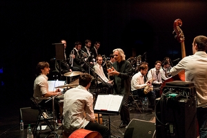 Voces flamenco BIG BAND sous la direction de Perico SAMBEAT