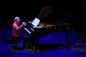 Hervé Sellin pianiste en Tentet avec les élèves du CRD Val Maubuée